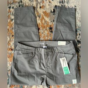 Old Navy Pixie Chino Ankle Length Size 14 Gray NEW
